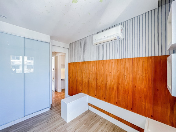 Imagem Apartamento com 3 Quartos à Venda, 120 m² em Petrópolis - Porto Alegre Imagem Apartamento com 3 Quartos à Venda, 120 m² em Petrópolis - Porto Alegre