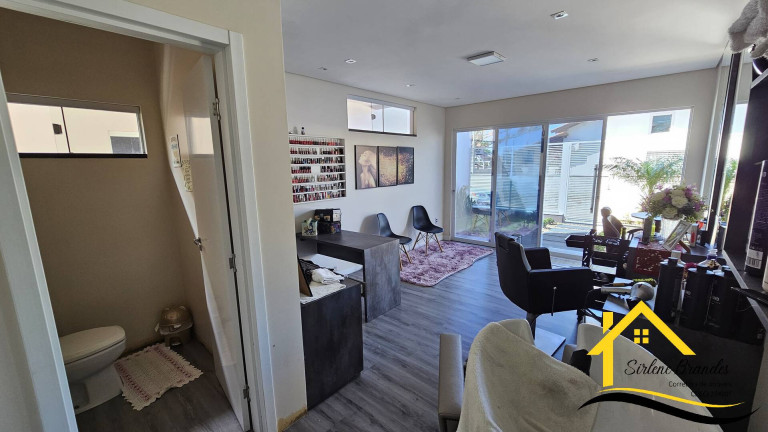 Imagem Casa com 2 Quartos à Venda, 312 m² em Costeira - Balneário Barra Do Sul Imagem Casa com 2 Quartos à Venda, 312 m² em Costeira - Balneário Barra Do Sul
