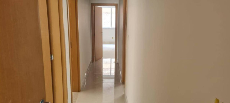 Imagem Apartamento com 3 Quartos à Venda, 210 m²