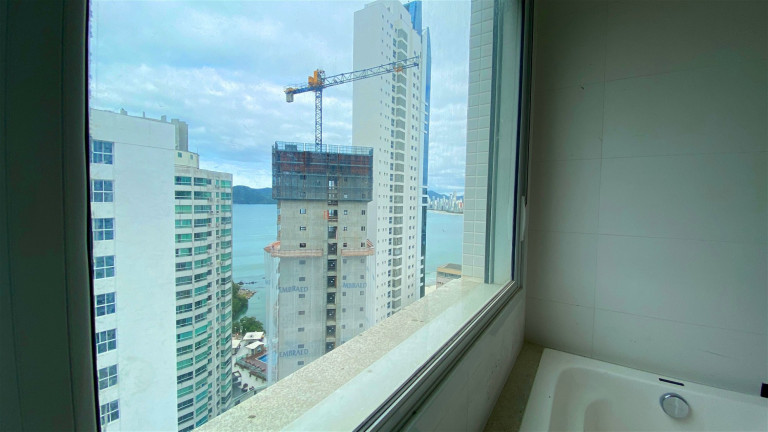 Imagem Apartamento com 3 Quartos à Venda, 133 m² em Pioneiros - Balneário Camboriú