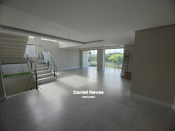 Imagem Casa de Condomínio com 4 Quartos à Venda, 310 m² em Alphaville (abrantes) - Camaçari