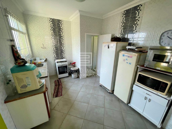 Imagem Casa com 5 Quartos à Venda, 450 m² em Centro - Guarapari