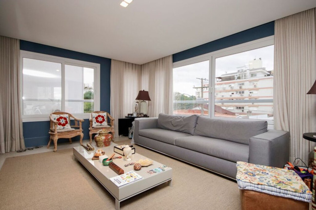 Imagem Imóvel com 2 Quartos à Venda, 157 m² em Menino Deus - Porto Alegre Imagem Imóvel com 2 Quartos à Venda, 157 m² em Menino Deus - Porto Alegre