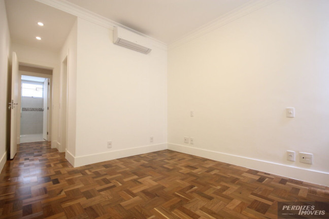 Imagem Apartamento com 3 Quartos à Venda, 210 m² em Santa Cecília - São Paulo Imagem Apartamento com 3 Quartos à Venda, 210 m² em Santa Cecília - São Paulo