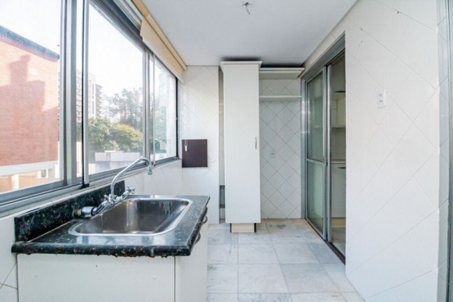 Imagem Imóvel com 3 Quartos à Venda, 142 m² em Petrópolis - Porto Alegre