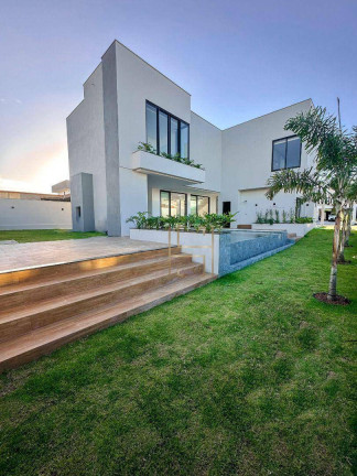 Imagem Casa com 5 Quartos à Venda, 380 m² em Interlagos - Vila Velha Imagem Casa com 5 Quartos à Venda, 380 m² em Interlagos - Vila Velha
