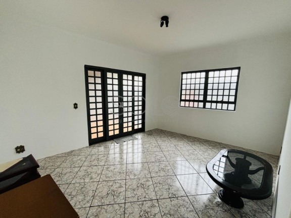 Imagem Casa com 3 Quartos à Venda, 175 m² em Vila Yamada - Araraquara