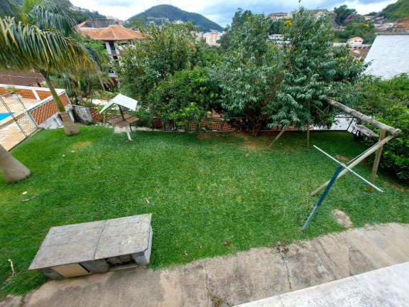 Imagem Casa com 3 Quartos à Venda, 260 m² em Jardim Cascata - Teresópolis