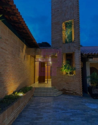Imagem Casa com 4 Quartos à Venda, 1.000 m² em Jardim Acapulco - Guarujá Imagem Casa com 4 Quartos à Venda, 1.000 m² em Jardim Acapulco - Guarujá