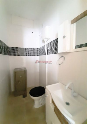 Sala Comercial à Venda, 36 m² em Centro - Santa Maria