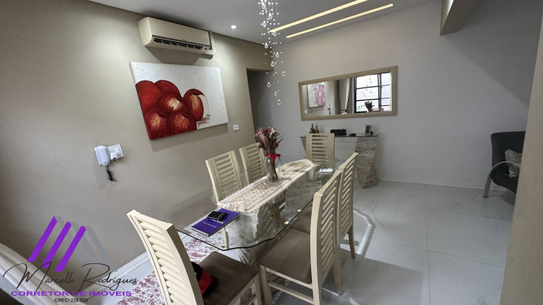 Imagem Casa com 3 Quartos à Venda, 130 m² em Vila Tupi - Praia Grande Imagem Casa com 3 Quartos à Venda, 130 m² em Vila Tupi - Praia Grande