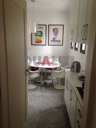 Imagem Apartamento com 3 Quartos para Alugar, 160 m² em Moema - São Paulo