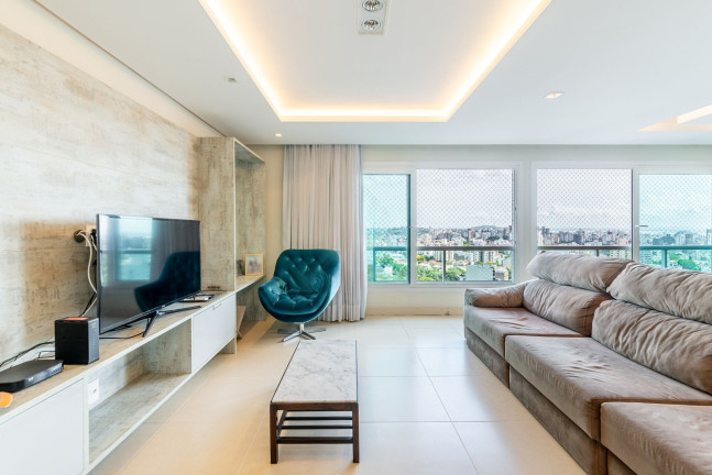 Imagem Apartamento com 3 Quartos à Venda, 123 m² em Petrópolis - Porto Alegre