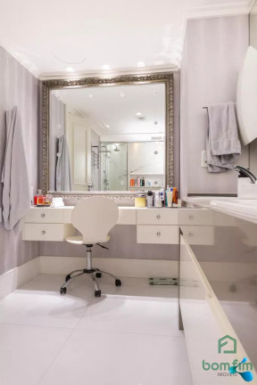 Imagem Apartamento com 3 Quartos à Venda, 241 m² em Auxiliadora - Porto Alegre Imagem Apartamento com 3 Quartos à Venda, 241 m² em Auxiliadora - Porto Alegre
