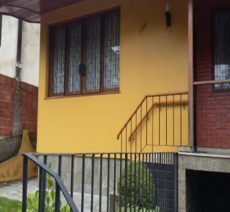 Imagem Casa com 5 Quartos à Venda, 147 m² em Iucas - Teresópolis Imagem Casa com 5 Quartos à Venda, 147 m² em Iucas - Teresópolis