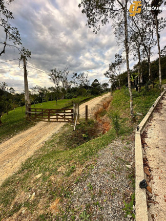 Imagem Terreno à Venda, 1.950 m² em Rio Do Meio - Camboriú Imagem Terreno à Venda, 1.950 m² em Rio Do Meio - Camboriú