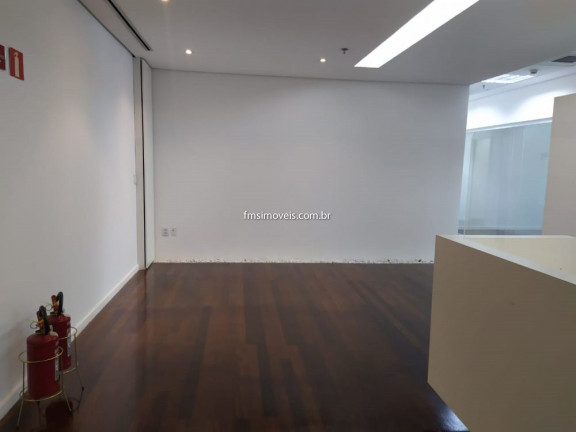 Imóvel para Alugar, 1.300 m² em Alphaville - Barueri
