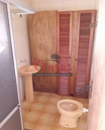 Imagem Casa com 8 Quartos à Venda, 131 m² em Centro - Caraguatatuba Imagem Casa com 8 Quartos à Venda, 131 m² em Centro - Caraguatatuba