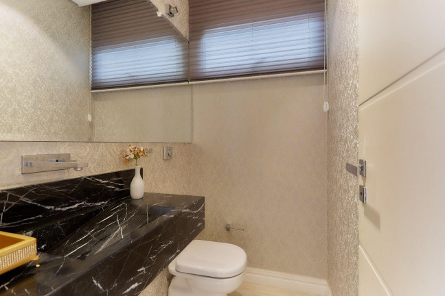 Imagem Casa com 3 Quartos à Venda, 297 m² em Pinheirinho - Curitiba