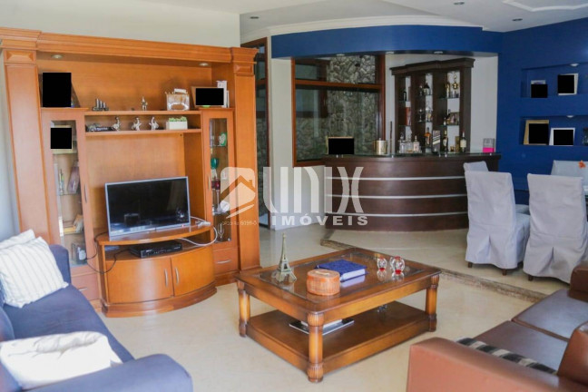 Imagem Casa com 5 Quartos à Venda, 500 m² em Parque Turf Club - Campos Dos Goytacazes