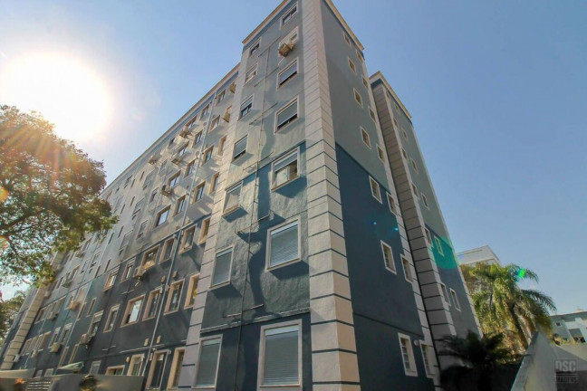 Imagem Imóvel com 2 Quartos à Venda, 52 m² em Cristal - Porto Alegre Imagem Imóvel com 2 Quartos à Venda, 52 m² em Cristal - Porto Alegre