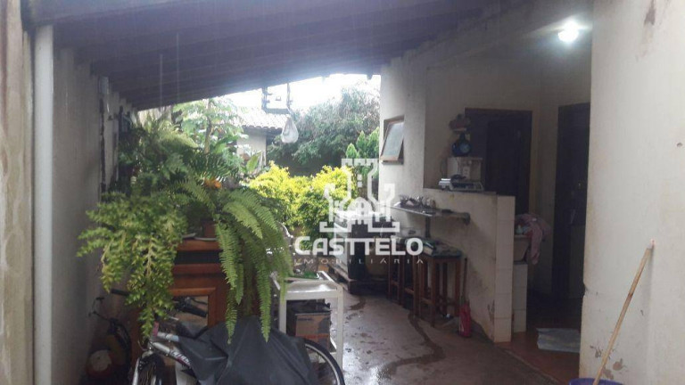 Imagem Casa com 3 Quartos à Venda, 220 m² em Columbia - Londrina