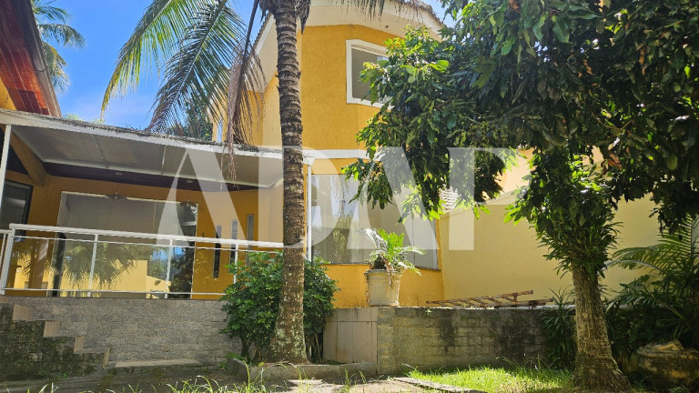 Imagem Casa com 3 Quartos à Venda, 400 m² em Vargem Grande - Rio De Janeiro Imagem Casa com 3 Quartos à Venda, 400 m² em Vargem Grande - Rio De Janeiro
