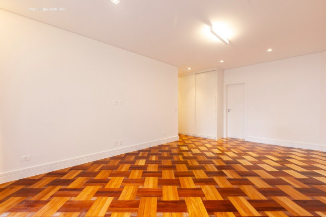 Imagem Apartamento com 3 Quartos à Venda, em Cerqueira César - São Paulo Imagem Apartamento com 3 Quartos à Venda, em Cerqueira César - São Paulo