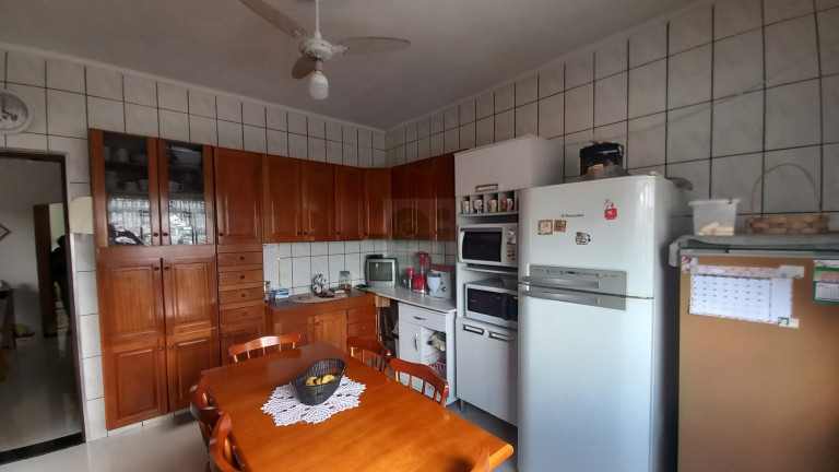 Imagem Casa com 3 Quartos à Venda, 347 m² em Veloso - Osasco