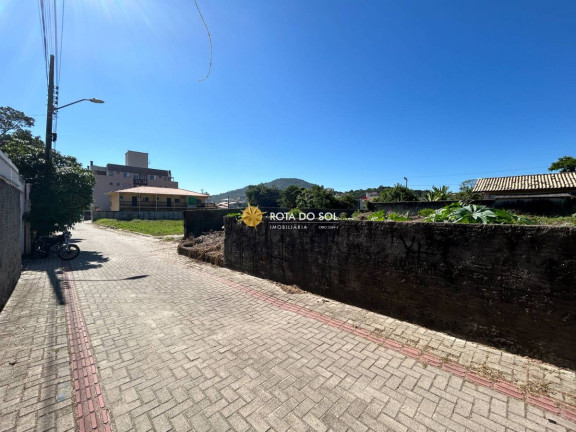 Imagem Terreno à Venda, 697 m² em Centro - Bombinhas Imagem Terreno à Venda, 697 m² em Centro - Bombinhas