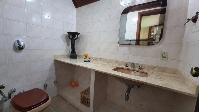 Imagem Casa com 4 Quartos à Venda, 460 m² em Parque Do Ingá - Teresópolis