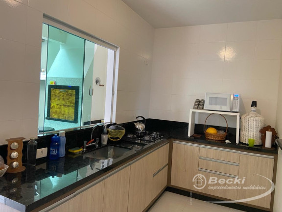Imagem Casa com 3 Quartos à Venda, 149 m² em Costa E Silva - Joinville