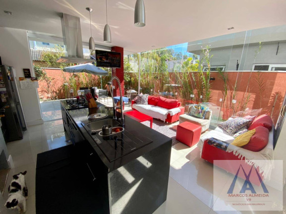 Imagem Casa de Condomínio com 3 Quartos à Venda, 299 m² em Botujuru - Mogi Das Cruzes Imagem Casa de Condomínio com 3 Quartos à Venda, 299 m² em Botujuru - Mogi Das Cruzes