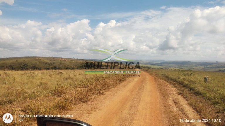 Imagem Fazenda à Venda, 387 m² em Tapira Imagem Fazenda à Venda, 387 m² em Tapira