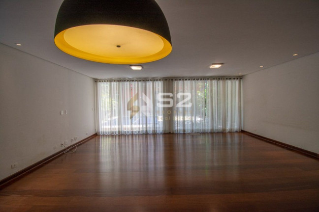 Imagem Casa com 5 Quartos à Venda ou Locação, 456 m² em Vila Madalena - São Paulo Imagem Casa com 5 Quartos à Venda ou Locação, 456 m² em Vila Madalena - São Paulo
