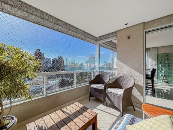 Imagem Apartamento com 2 Quartos à Venda, 103 m² em Bela Vista - Porto Alegre