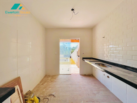 Imagem Casa com 3 Quartos à Venda, 120 m² em Corumbá (terra Preta) - Mairiporã