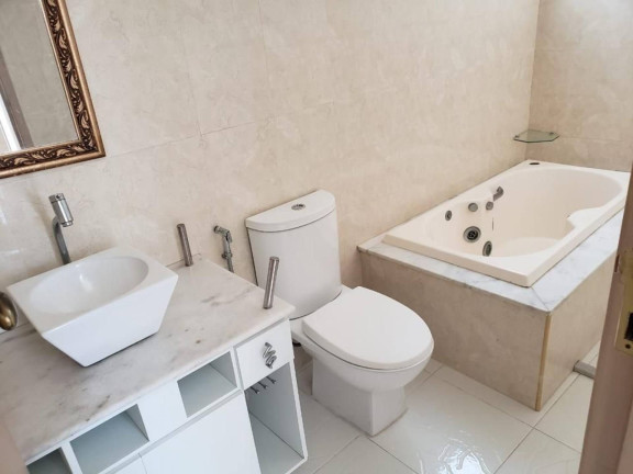 Imagem Casa com 7 Quartos à Venda, 370 m² em Grageru - Aracaju Imagem Casa com 7 Quartos à Venda, 370 m² em Grageru - Aracaju