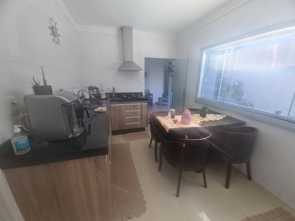 Imagem Casa de Condomínio com 2 Quartos à Venda, 175 m² em Limeira