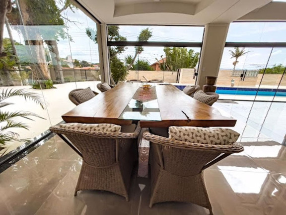 Imagem Casa com 4 Quartos à Venda, 570 m² em Vila Santista - Atibaia