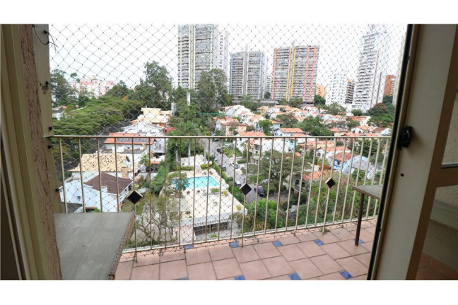 Imagem Imóvel com 2 Quartos à Venda, em Morumbi - São Paulo Imagem Imóvel com 2 Quartos à Venda, em Morumbi - São Paulo