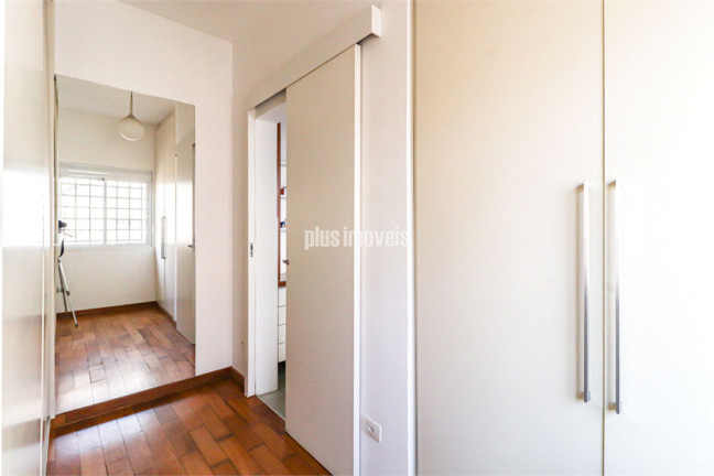 Imagem Casa com 2 Quartos à Venda, 180 m² em Vila Madalena - São Paulo Imagem Casa com 2 Quartos à Venda, 180 m² em Vila Madalena - São Paulo