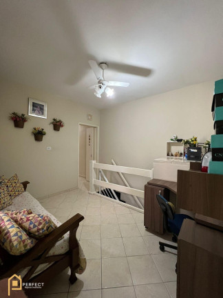 Imagem Casa com 4 Quartos à Venda, 230 m² em Jardim Ana Emilia - Taubaté Imagem Casa com 4 Quartos à Venda, 230 m² em Jardim Ana Emilia - Taubaté