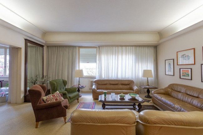 Imagem Apartamento com 3 Quartos à Venda, 231 m² em Moinhos De Vento - Porto Alegre