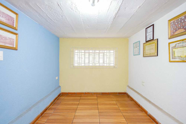 Imagem Terreno à Venda, 619 m² em Ahú - Curitiba