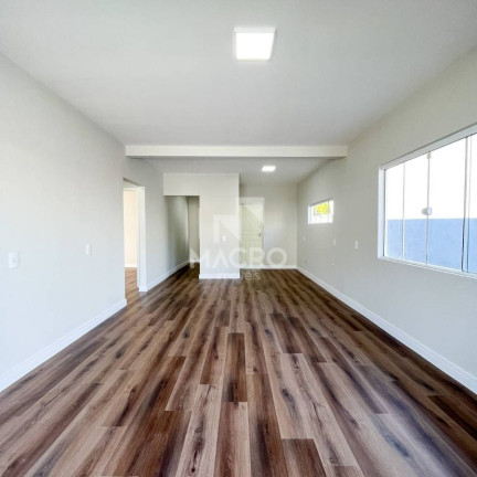 Imagem Casa com 2 Quartos à Venda, 111 m² em Três Rios Do Sul - Jaraguá Do Sul