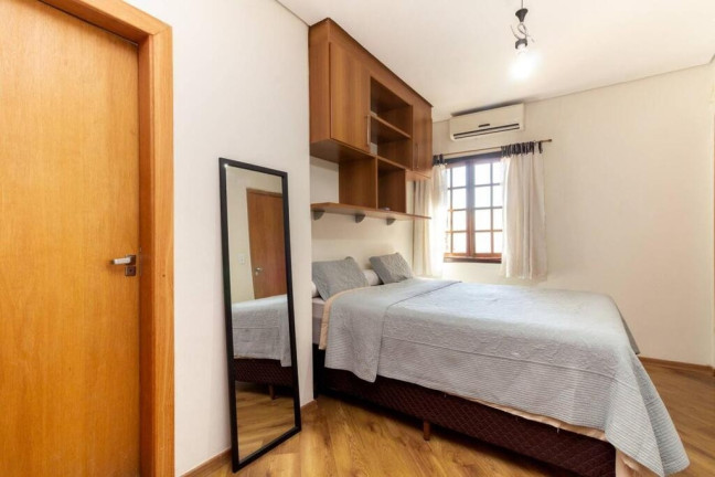 Imagem Casa com 4 Quartos à Venda, 180 m² em Vila Deodoro - São Paulo