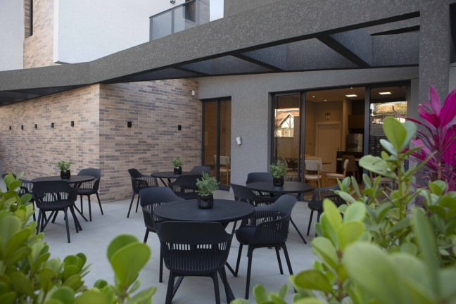 Imagem Apartamento com 3 Quartos à Venda, 103 m² em Hugo Lange - Curitiba
