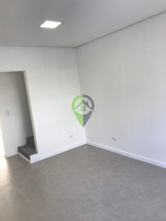 Imagem Casa com 3 Quartos à Venda, 120 m² em Gonzaga - Santos Imagem Casa com 3 Quartos à Venda, 120 m² em Gonzaga - Santos