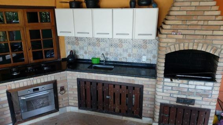 Imagem Casa de Condomínio com 5 Quartos à Venda, 402 m² em Centro - Boracéia